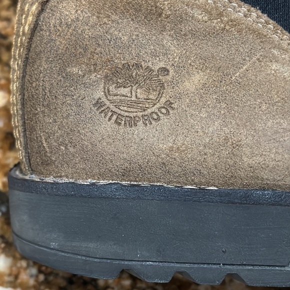 Timberland Suede Ankle Boots with Embroidered Detail - Picture 7 of 9